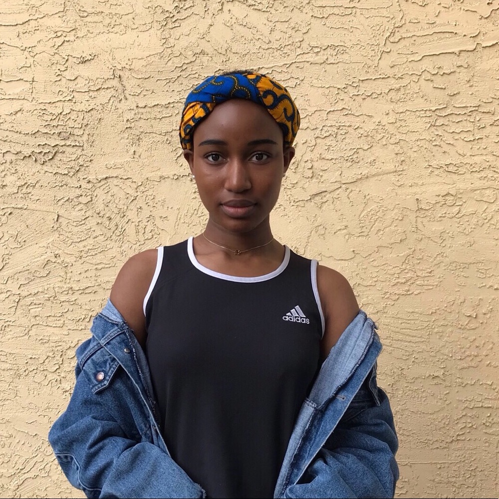 Meet your Posher, Abisola